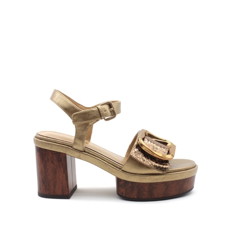 sandal heel buckle