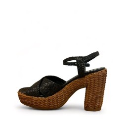 10426 - woven heel sandals