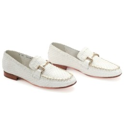 10079 - woven moccasins