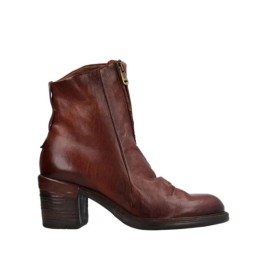 a24221 - rock leather boot