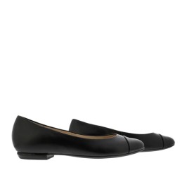 121000 - black leather ballerina