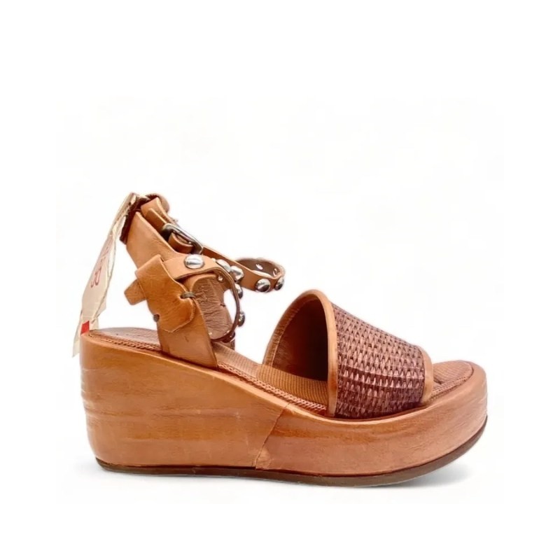 a76002 - women's sandal