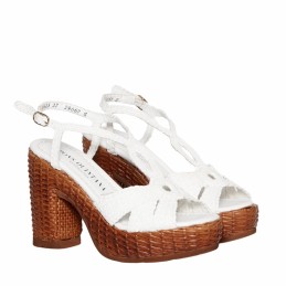 10423 - woven heel sandals