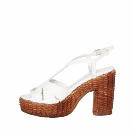 10423 - woven heel sandals