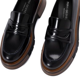 mocasín de cuero negro para mujeres