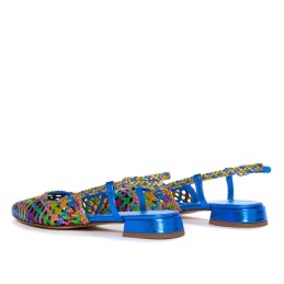 10799 - closed toe sandals braided