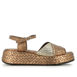 10831 - braided sandals