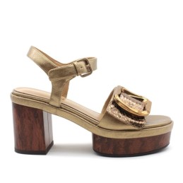 sandal heel buckle